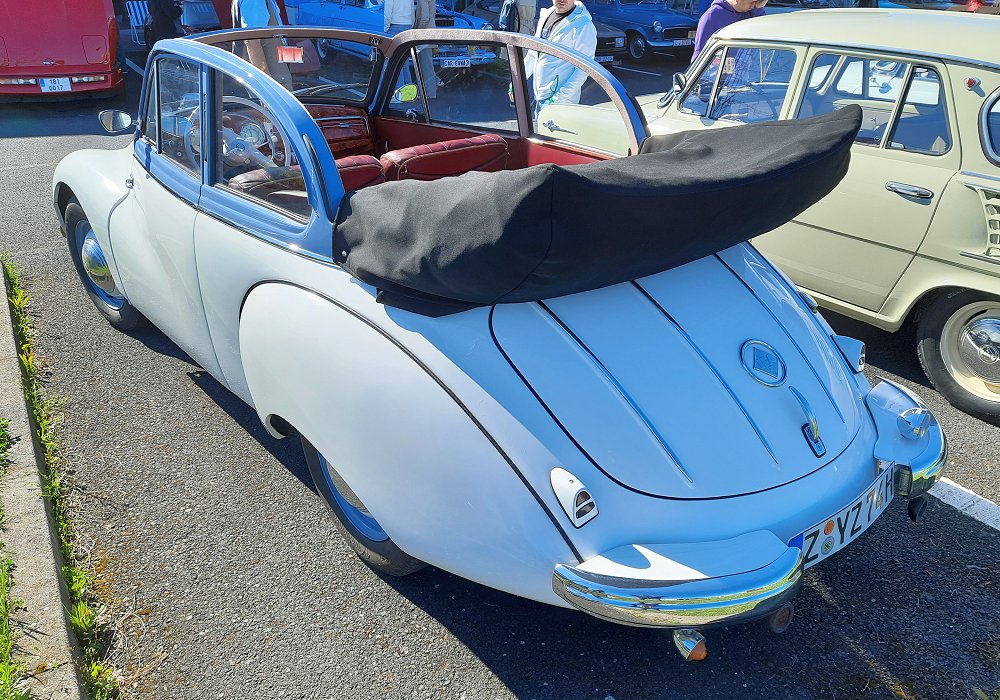 IFA F9 Cabrio-Limousine