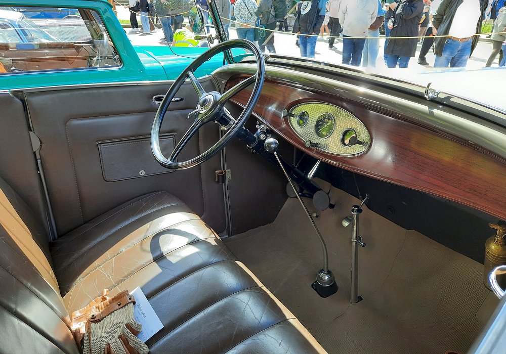 Ford Model 18 V8 Deluxe Roadster, 1932