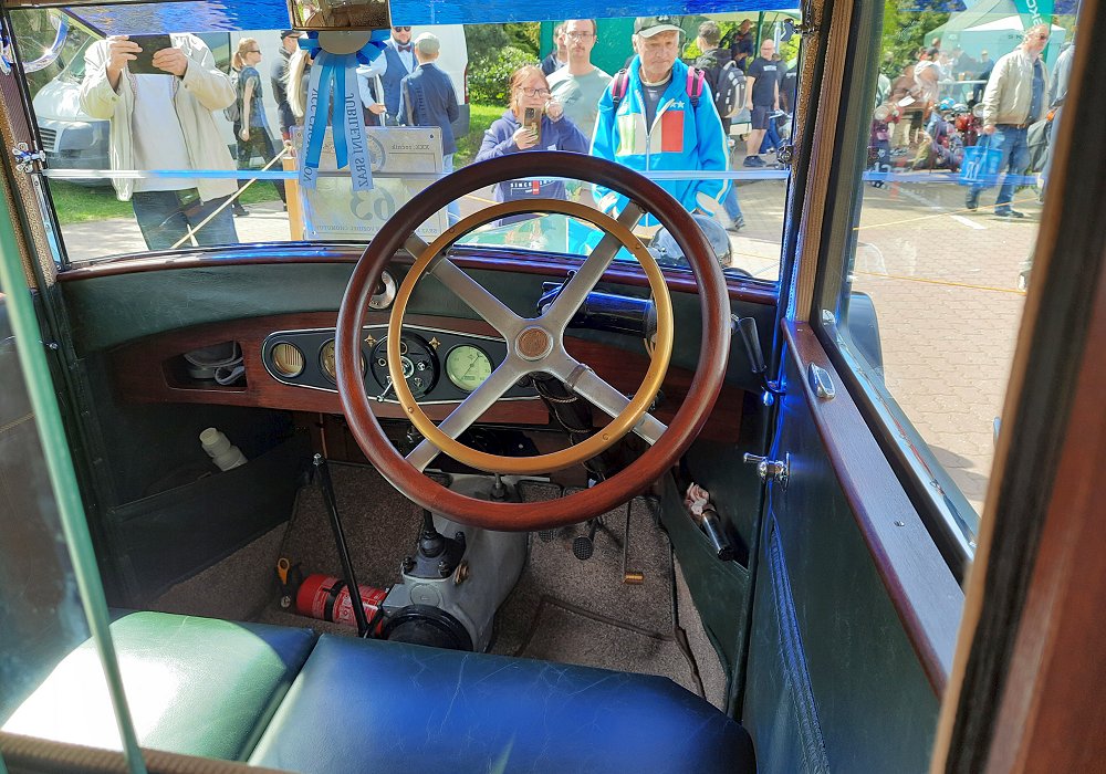 Tatra 30 Limousine, 1928