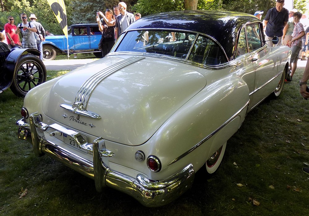 Pontiac Chieftain Eight DeLuxe Coupe, 1950