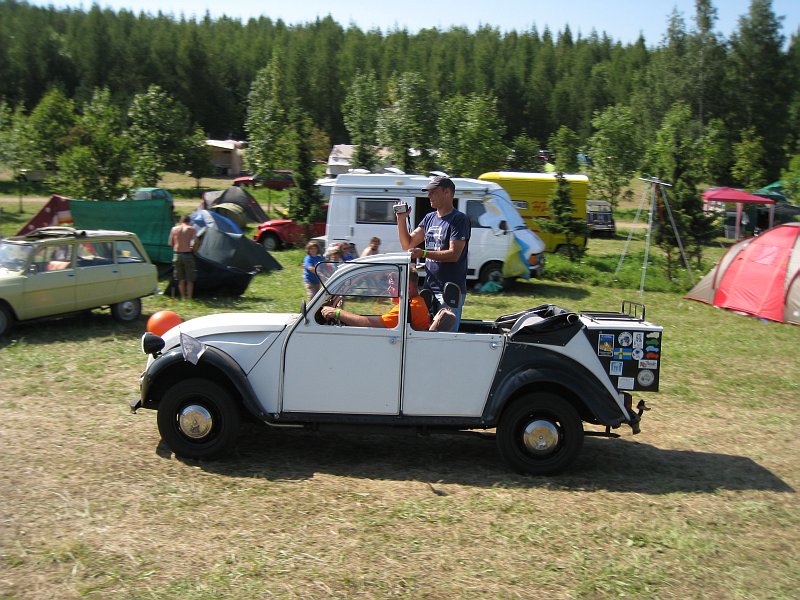 fotografie auta, kliknutm okno zavete