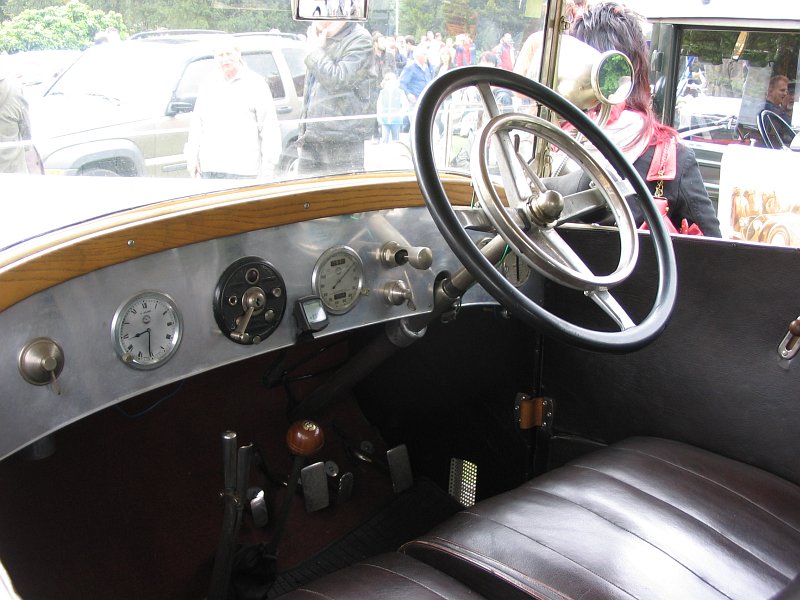 fotografie auta, kliknutm okno zavete