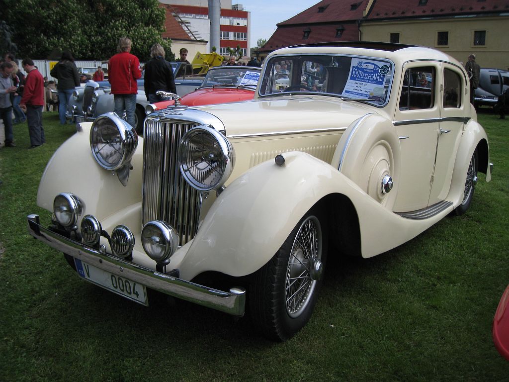 Jaguar SS 2.5 Litre Saloon, 1937