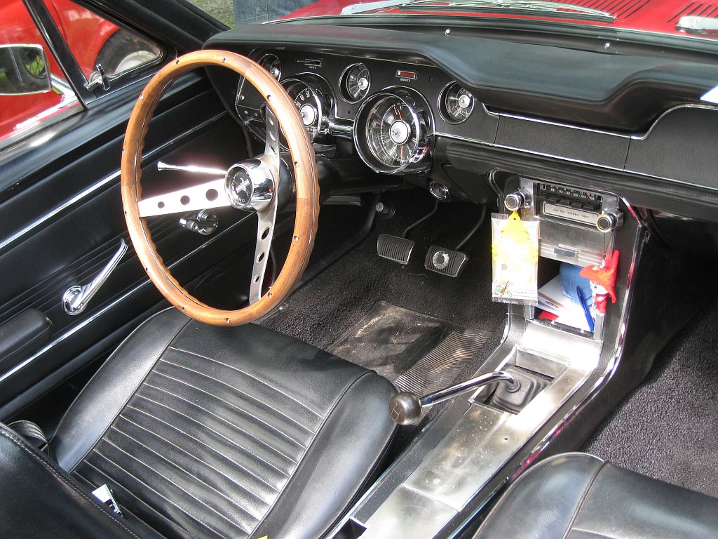 Ford Mustang Convertible 200 HP, 1967