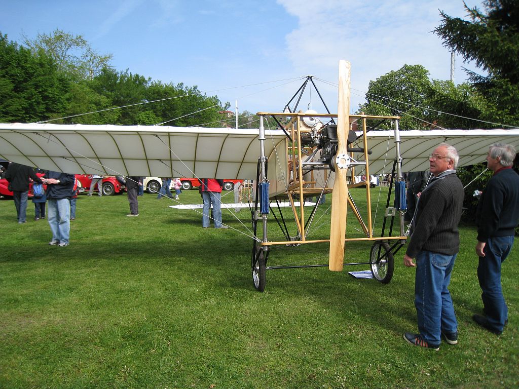 fotografie auta, kliknutm okno zavete