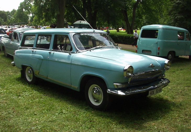 GAZ M22 R Volga