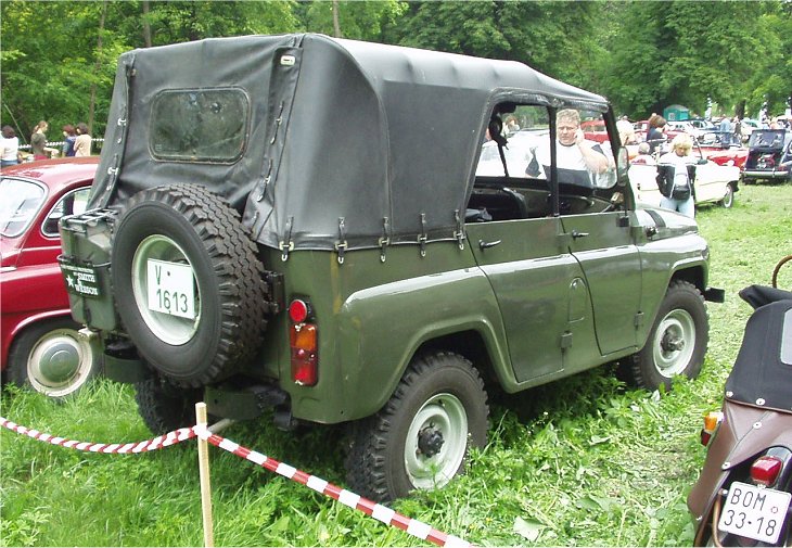 UAZ 469 B