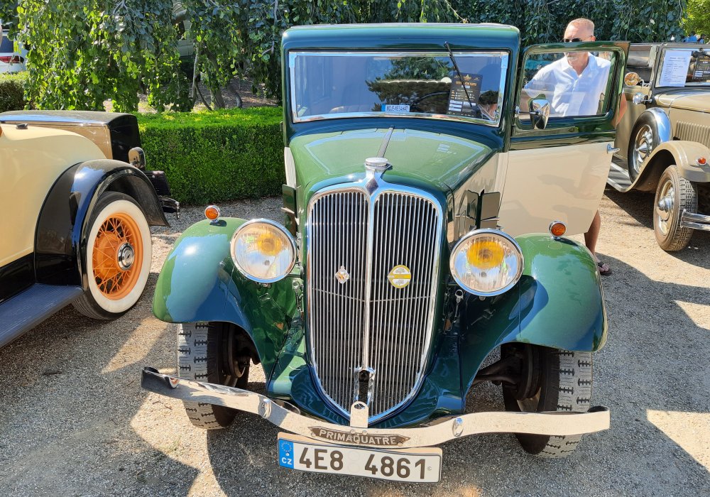 Renault Primaquatre KZ18