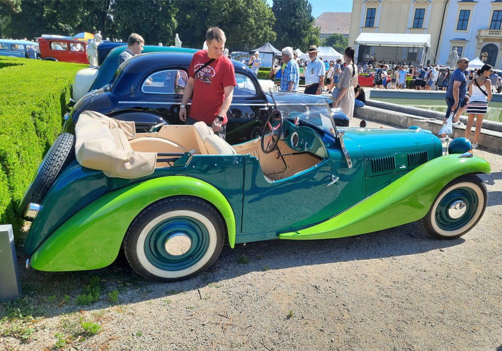 Aero 30 Roadster