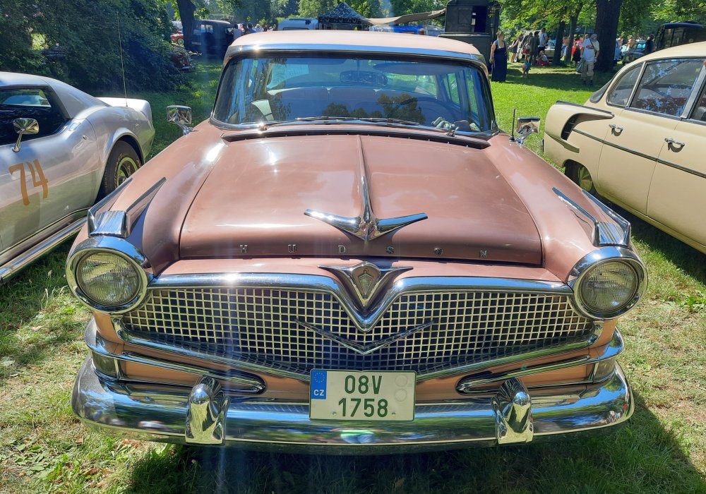 Hudson Hornet Custom Sedan Hydramatic, 1957