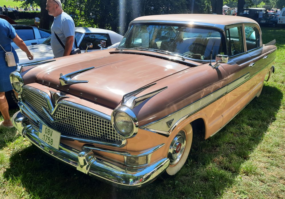 Hudson Hornet Custom Sedan Hydramatic, 1957