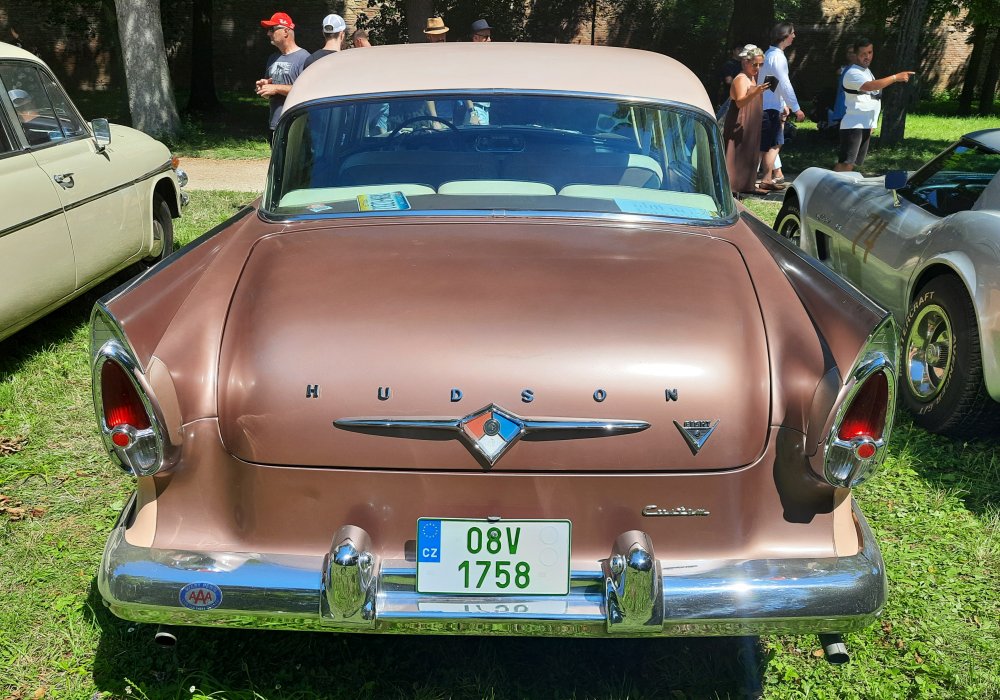 Hudson Hornet Custom Sedan Hydramatic, 1957