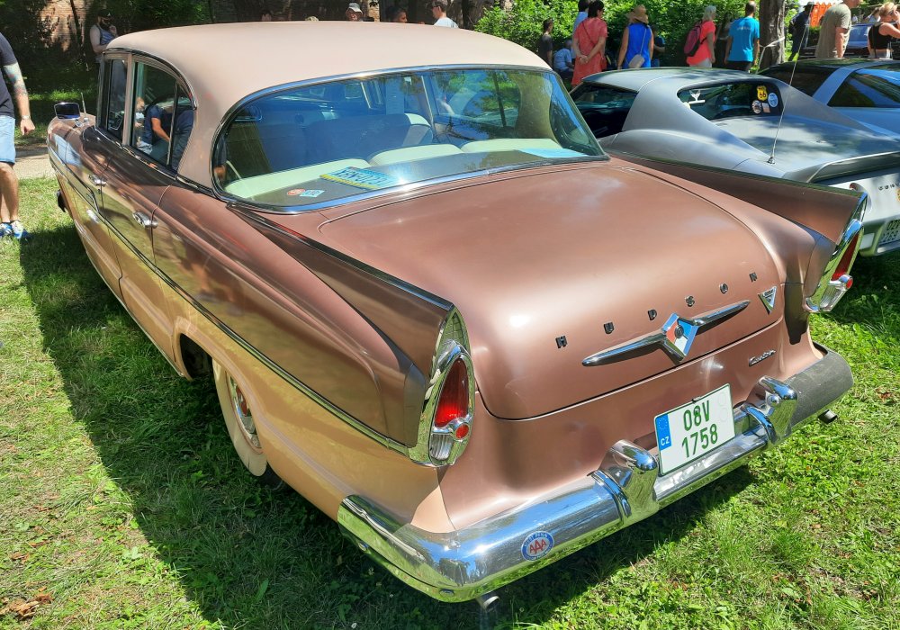 Hudson Hornet Custom Sedan Hydramatic, 1957