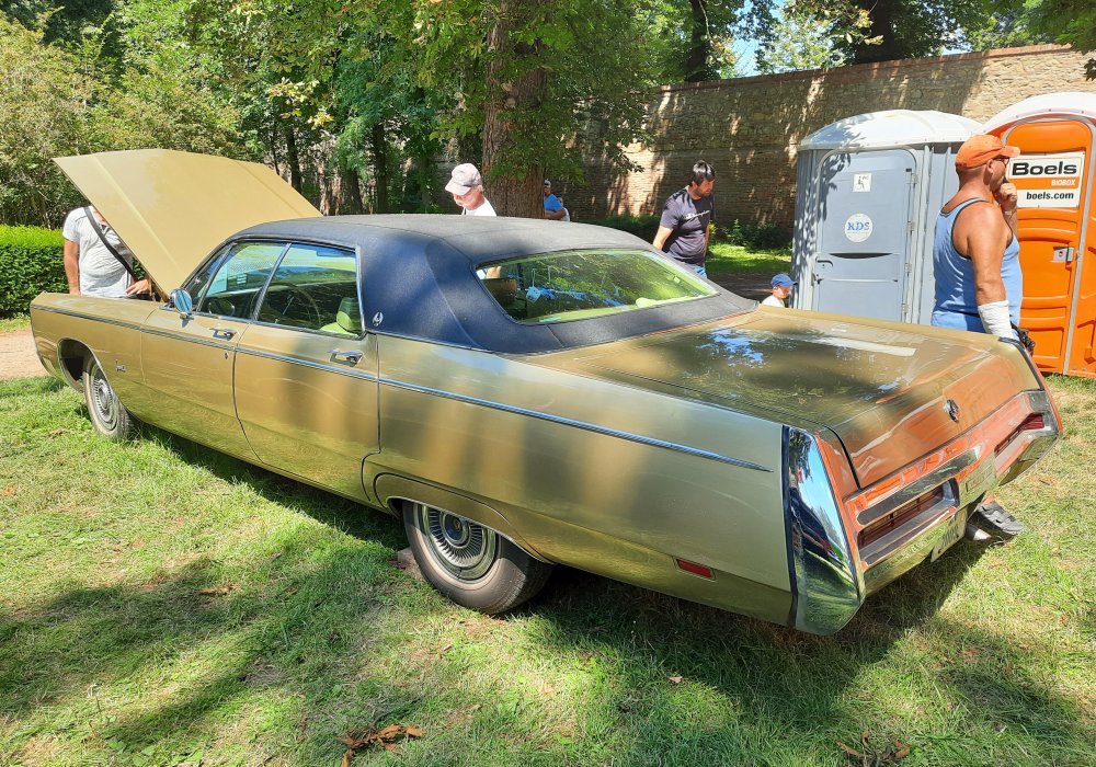 Imperial Le Baron Four Door Hardtop, 1969