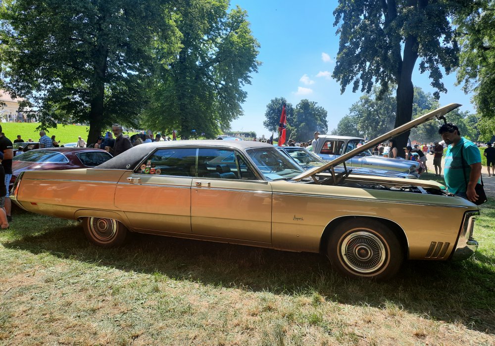 Imperial Le Baron Four Door Hardtop, 1969