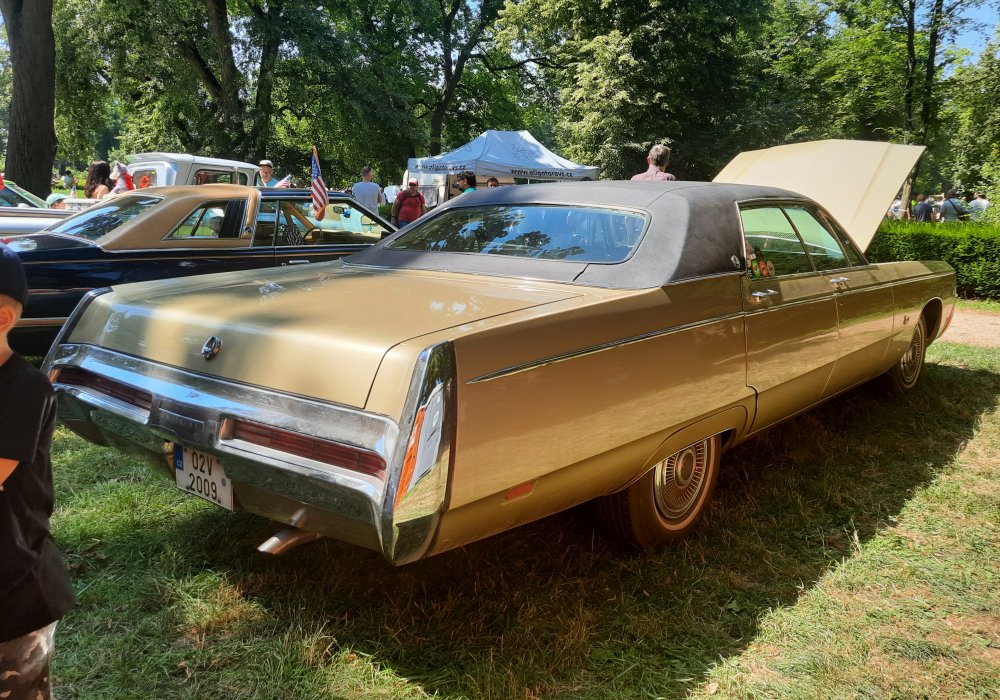 Imperial Le Baron Four Door Hardtop, 1969