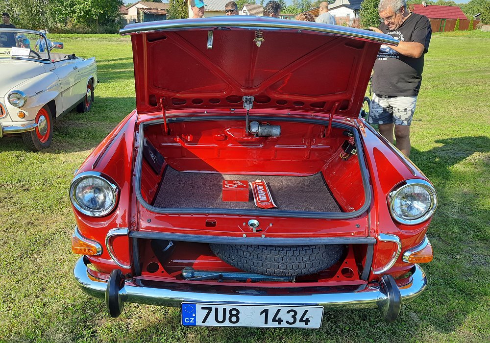Škoda 1000 MBX de Luxe, 1967
