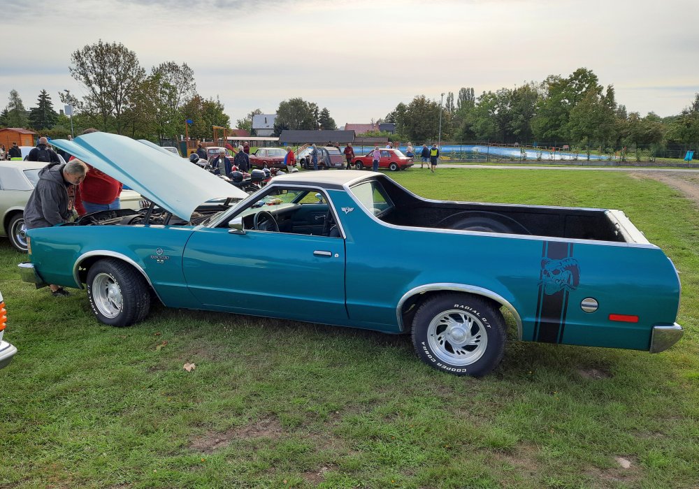Ford Ranchero V8 5.8