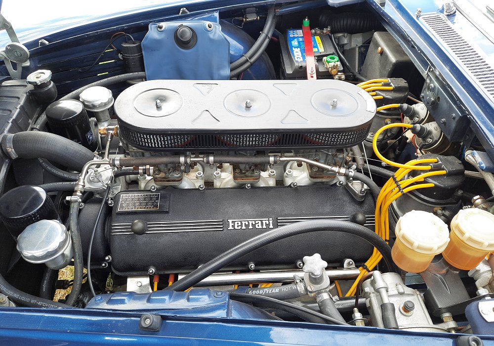Ferrari 330 GT 2+2, 1965
