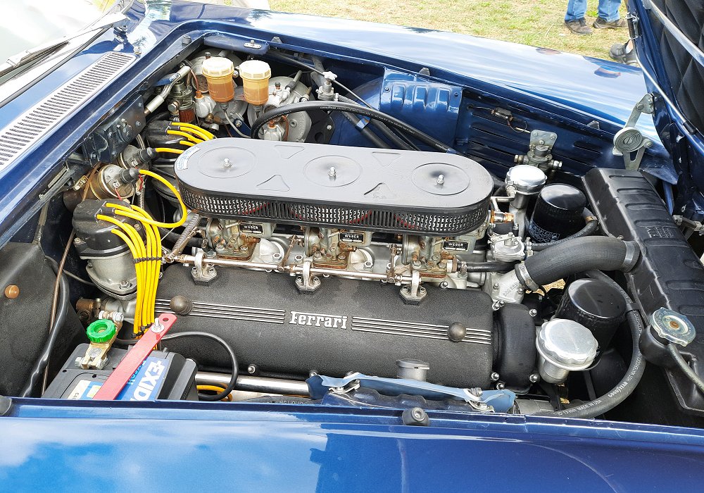 Ferrari 330 GT 2+2, 1965
