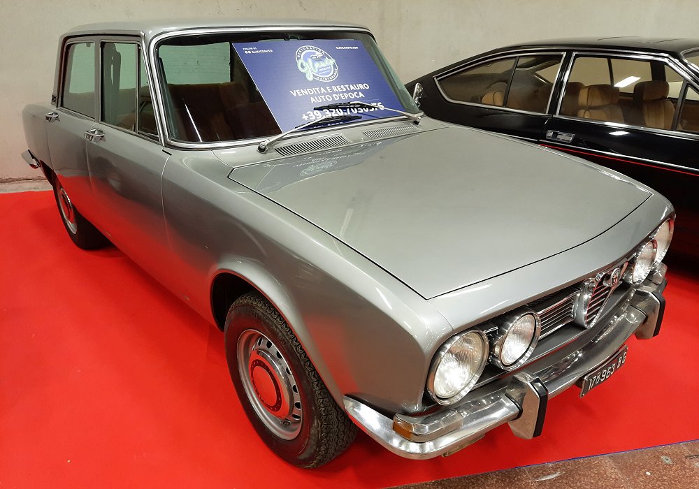 Alfa Romeo 1750 Berlina