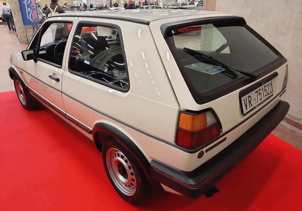 Volkswagen Golf GTI 1.8