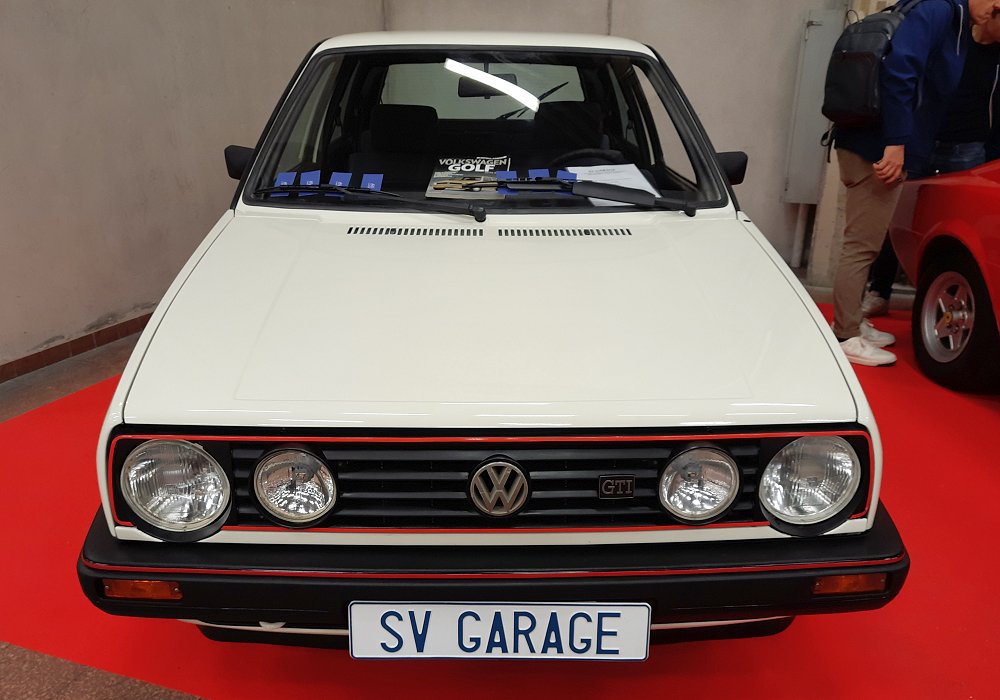 Volkswagen Golf GTI 1.8