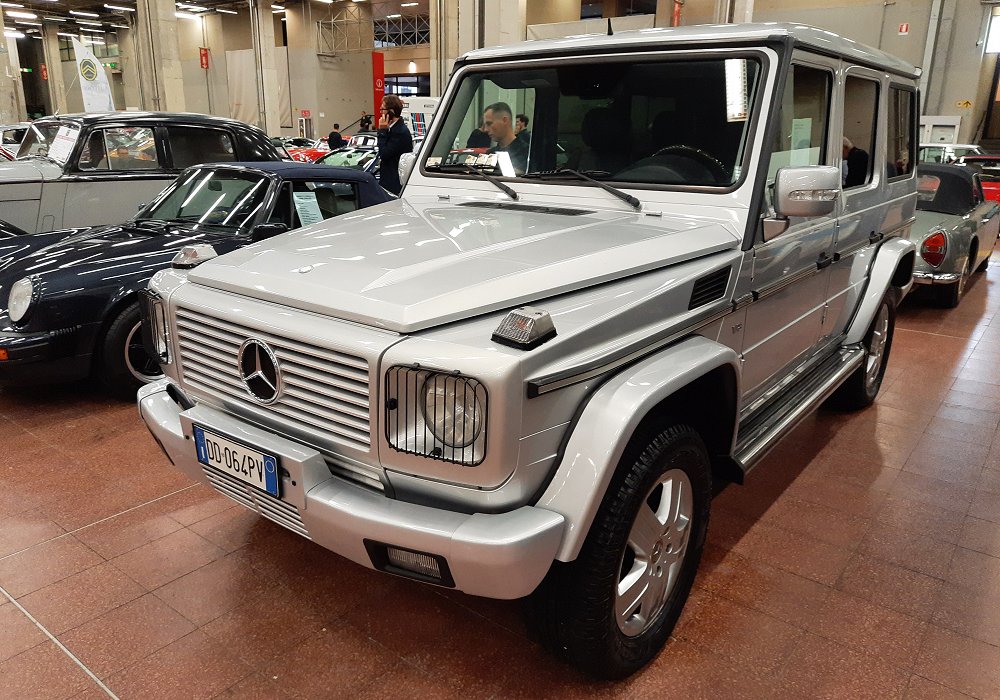 Mercedes-Benz G 500