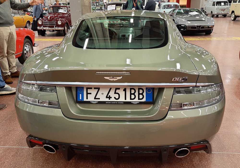 Aston Martin DBS V12 Touchtronic-2, 2009