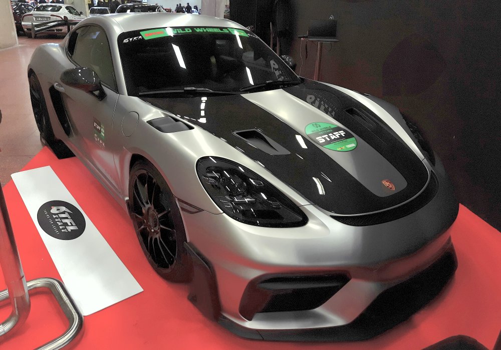 Porsche 718 Cayman GT4 RS, 2024