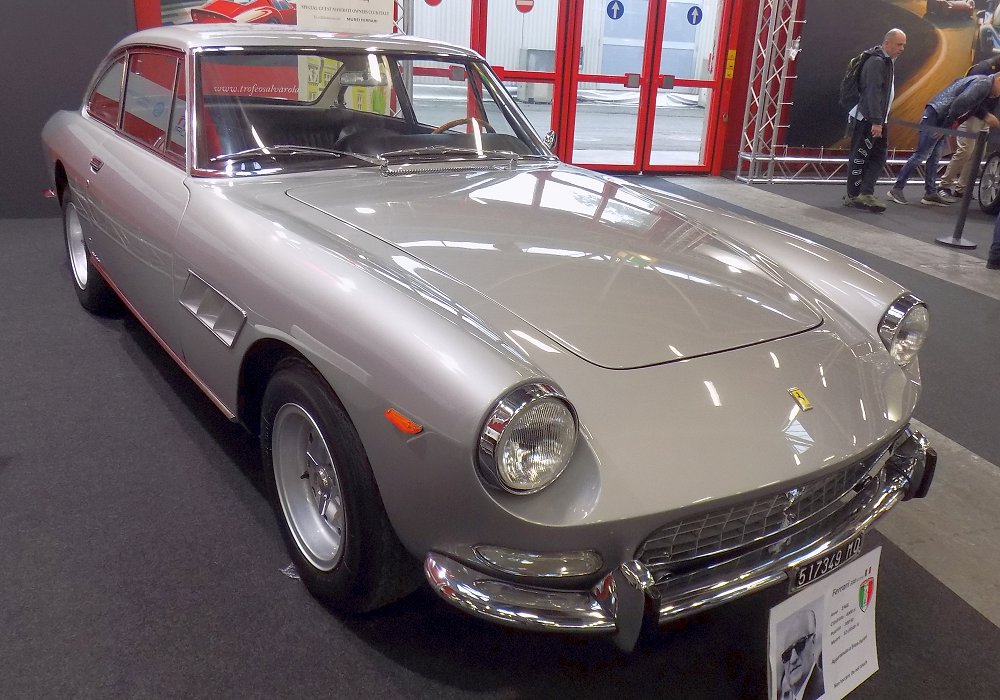 Ferrari 330 GT 2+2 Series 2, 1966