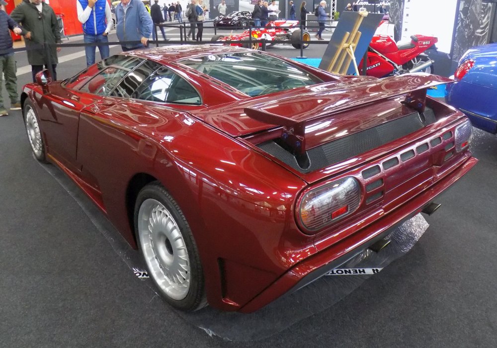 Bugatti EB 110 GT