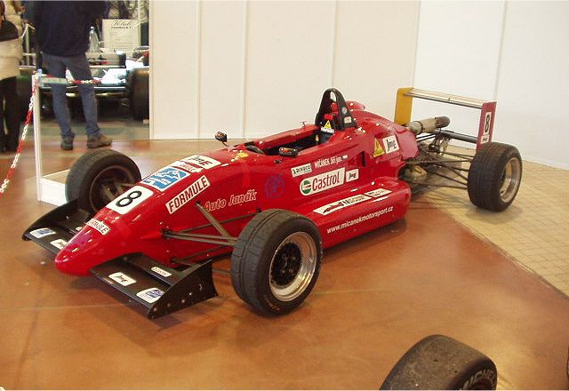 fotografie auta, kliknutm okno zavete