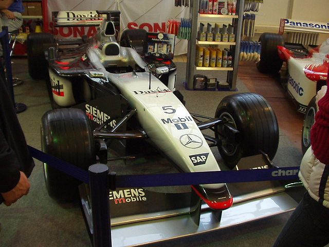 fotografie auta, kliknutm okno zavete