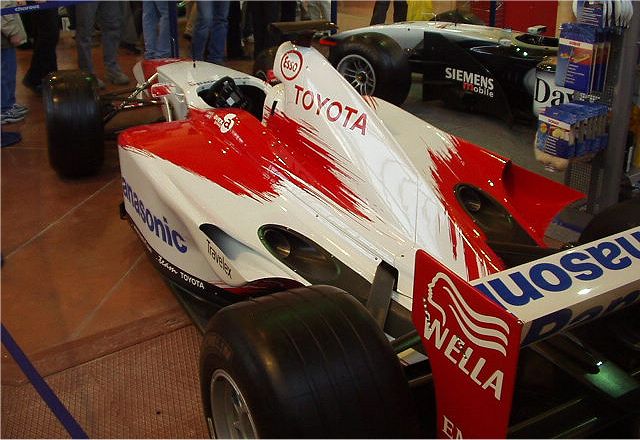 fotografie auta, kliknutm okno zavete