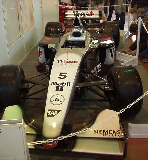 fotografie auta, kliknutm okno zavete