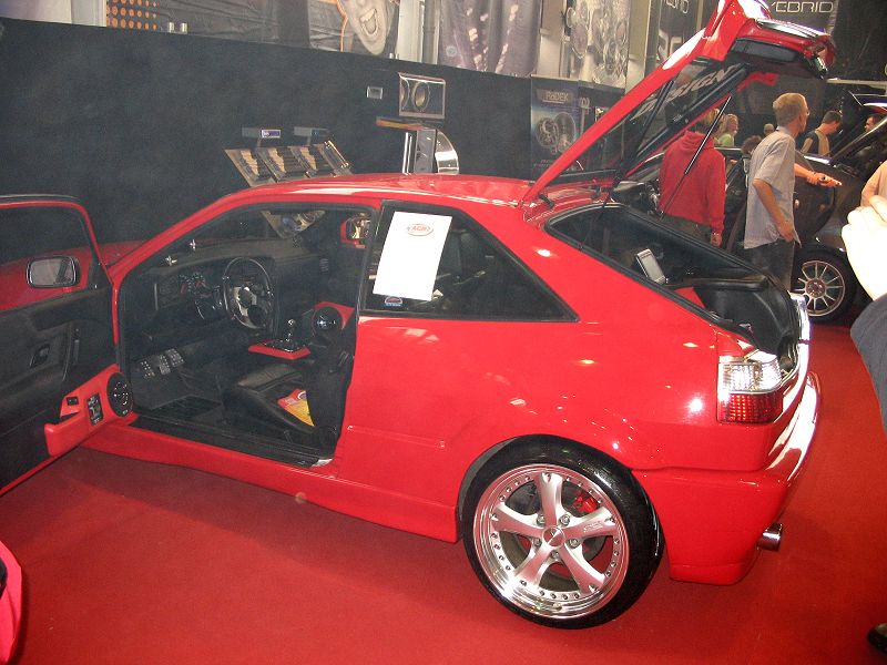 fotografie auta, kliknutm okno zavete