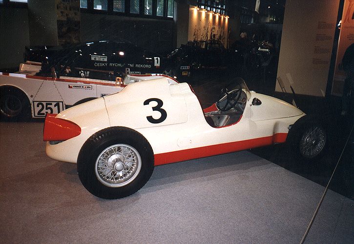 fotografie auta, kliknutm okno zavete