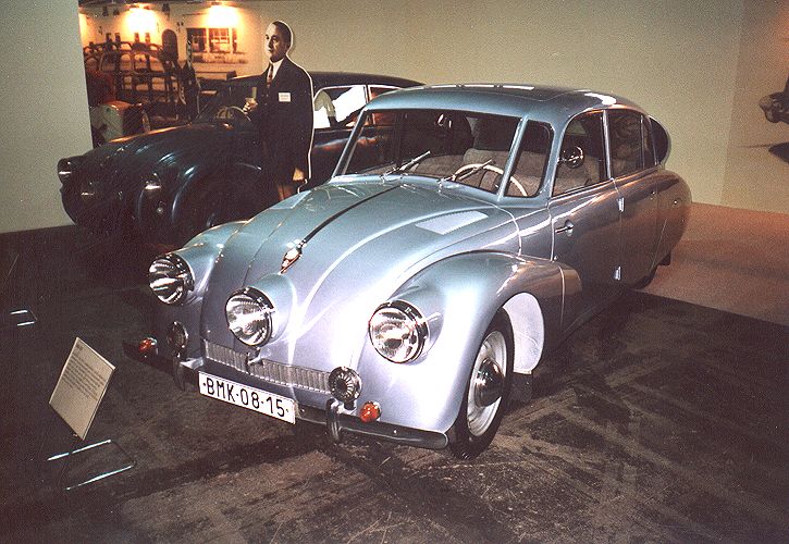 Tatra 87