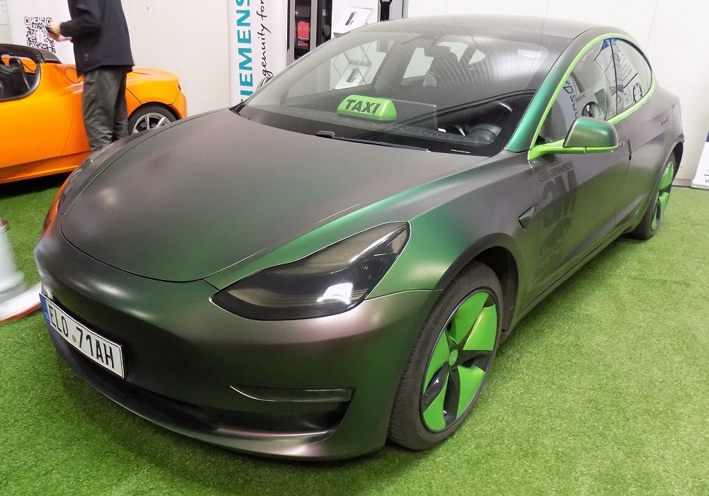 Tesla Model 3 Performance, 2019