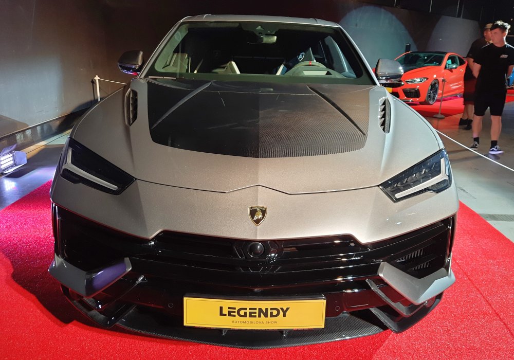 Lamborghini Urus Performante