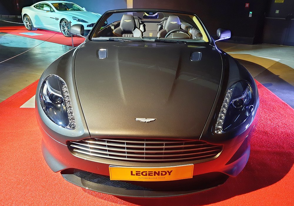 Aston Martin DB9 Volante Last of Nine, 2017