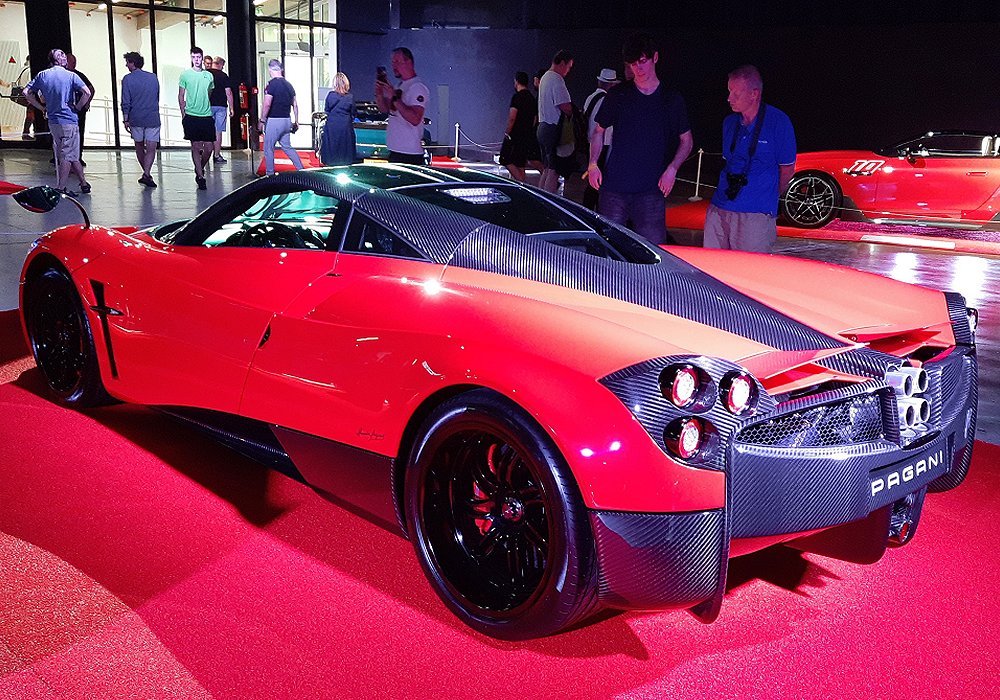 Pagani Huayra