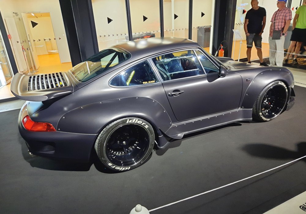 RWB Porsche 911 Carrera, 2016