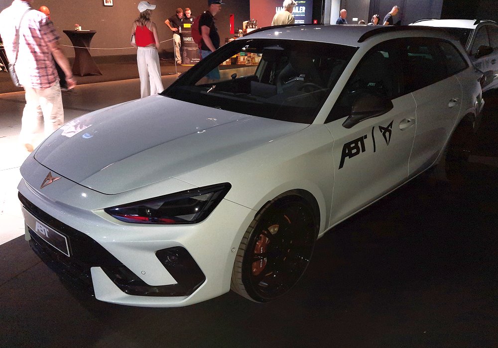 Abt Cupra Leon Sportstourer VZ Extreme 2.0 TSI, 2025