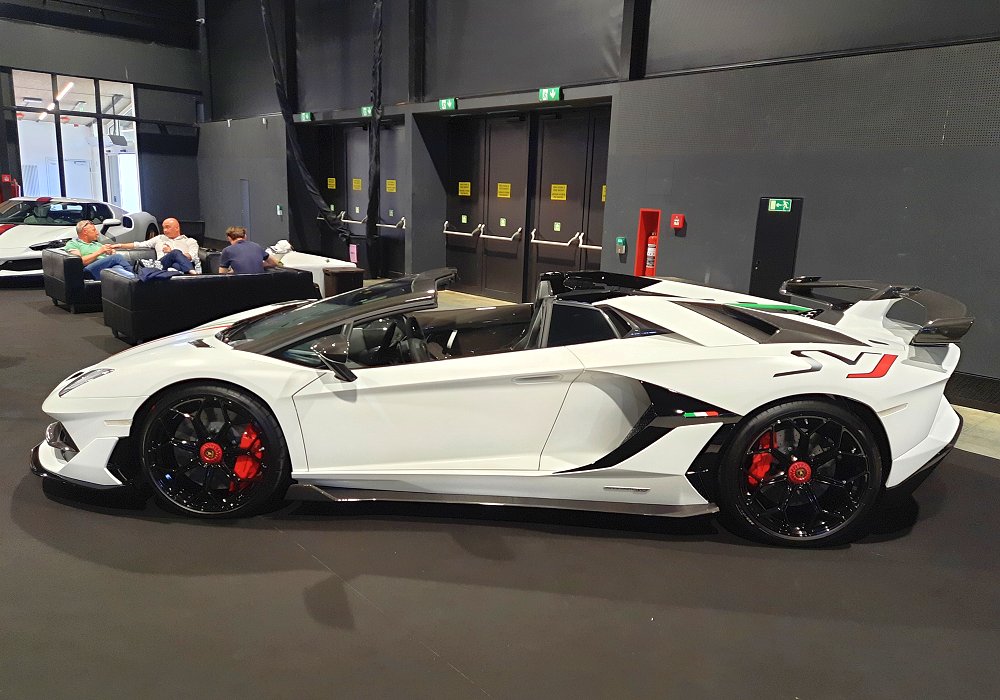 Lamborghini Aventador SVJ Roadster, 2020