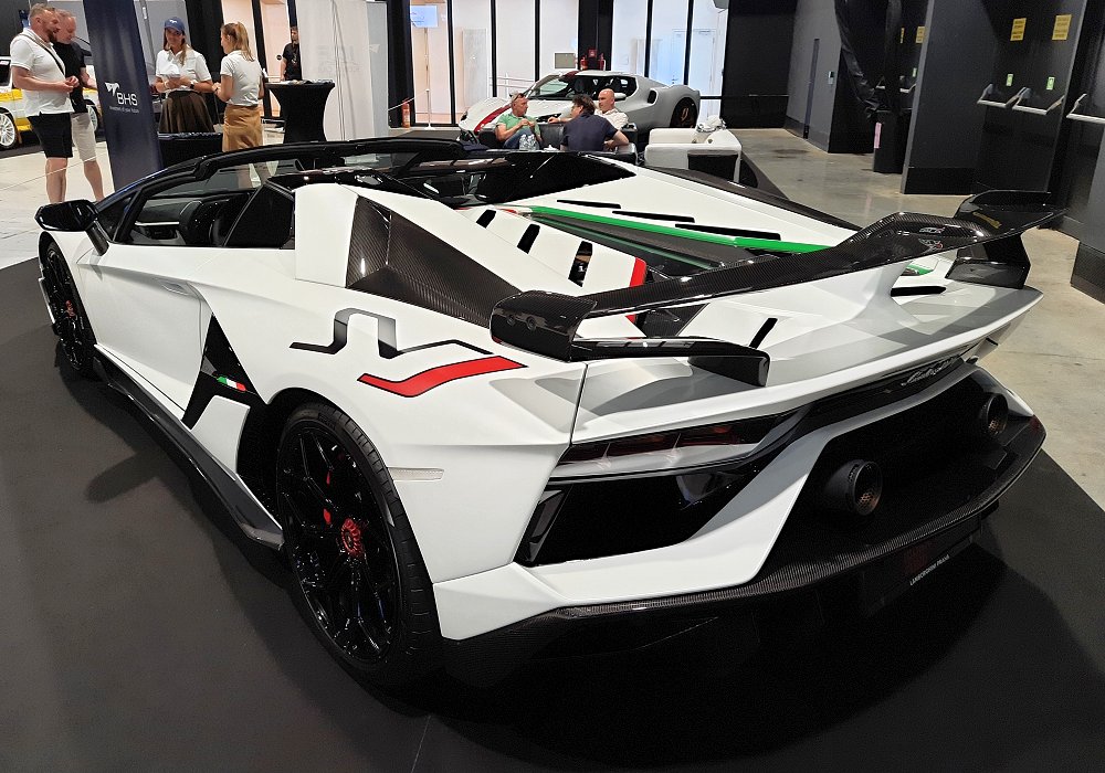 Lamborghini Aventador SVJ Roadster, 2020