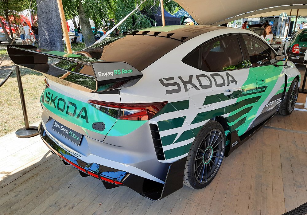 �koda Enyaq RS Race, 2025