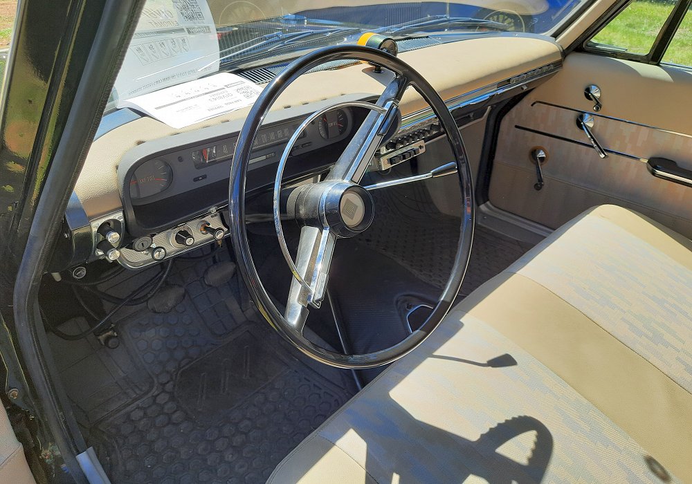 Toyota Crown Deluxe