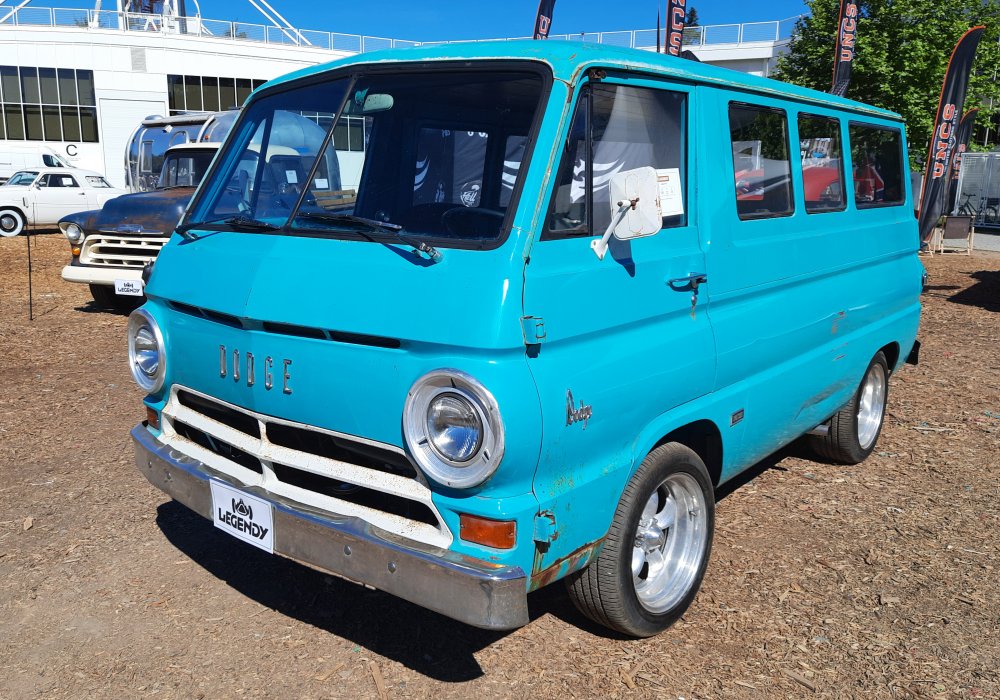 Dodge A100 Sportsman